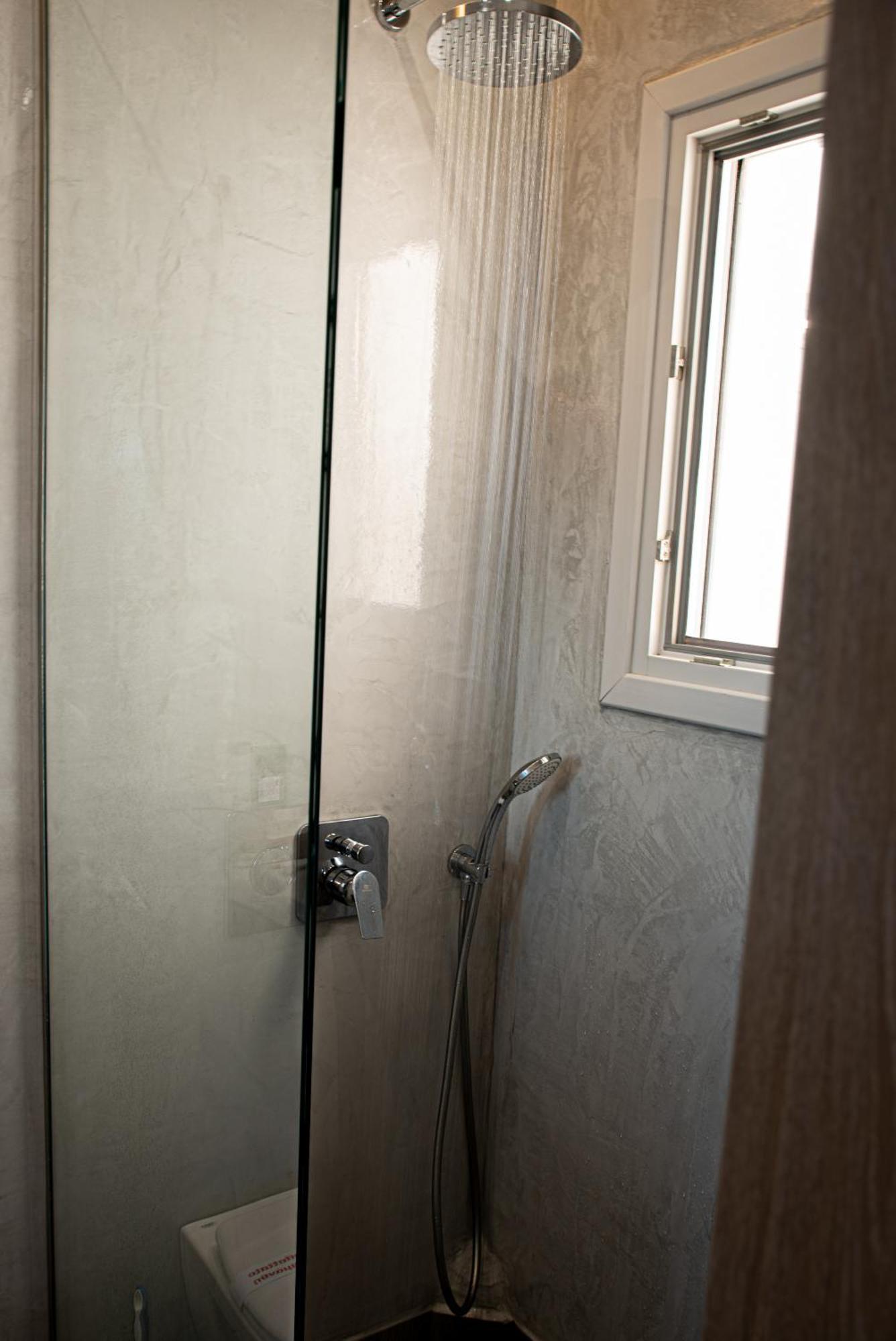 Golden View Suites Vóthon エクステリア 写真