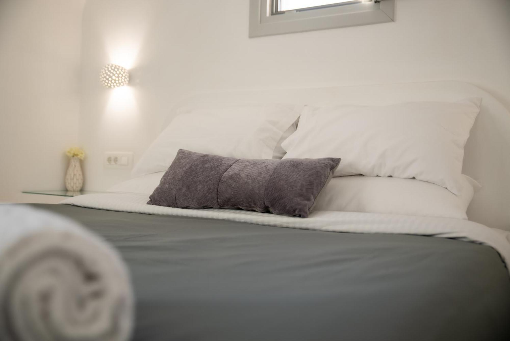 Golden View Suites Vóthon エクステリア 写真
